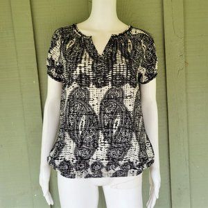 BANANA REPUBLIC Black White Paisley Blouson Top Small S